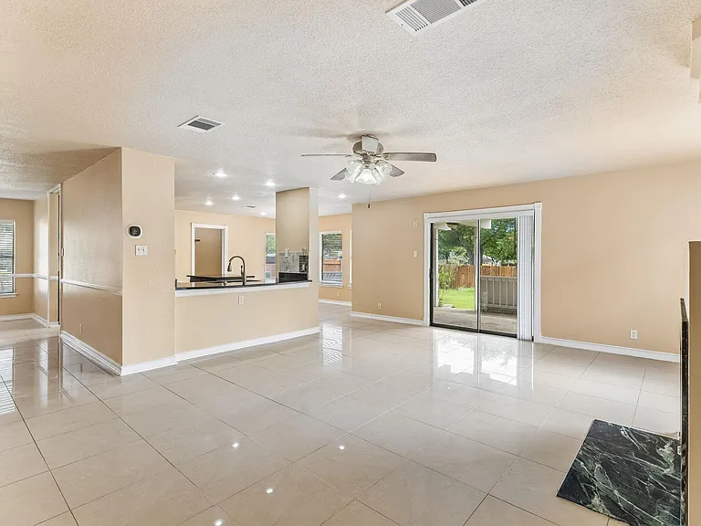 1300 Chalk Ln — Photo 11