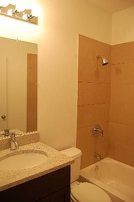5th image of 1509 N Fairfield Ave