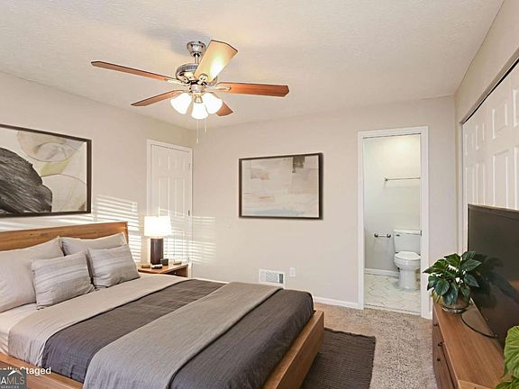 5th image of 282 Somerset Ct