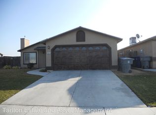 1951 Truman Dr, Madera, CA