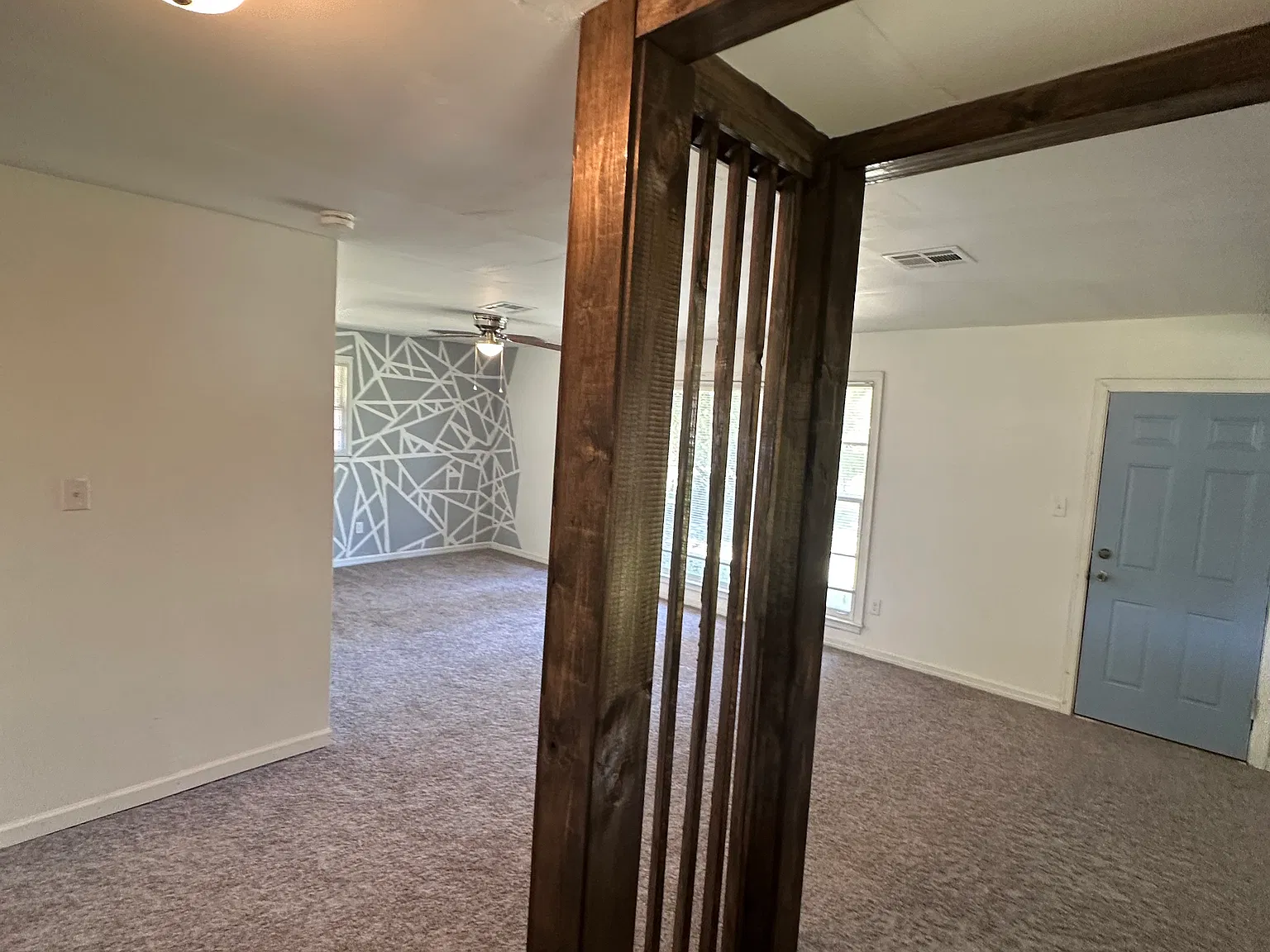 2215 Ledoux Cir — Photo 2