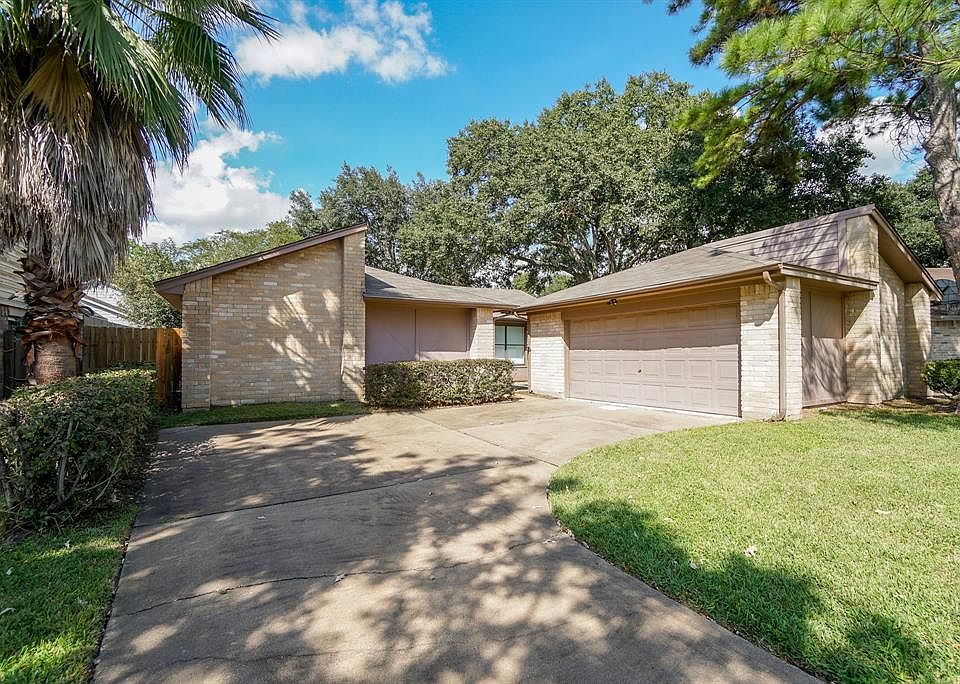 1st image of 22306 Silver Morning Cir
