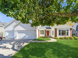 4507 94th St, Urbandale, IA 50322