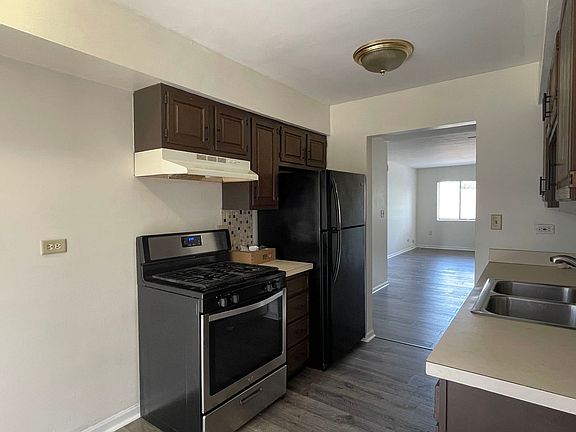 3rd image of 365 E Rimini Ct Floor 2