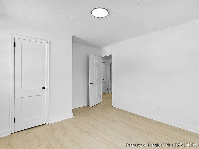 2014 Newark Ave — Photo 11