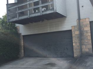 28 Olde House Ln, Morgantown, WV 26505