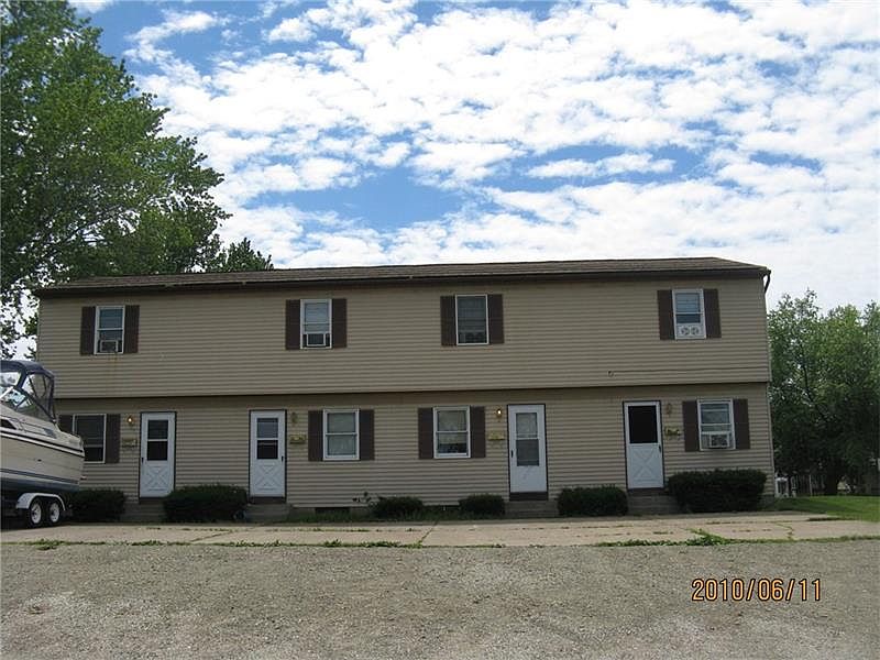 1st image of 1439-47 E 8th St