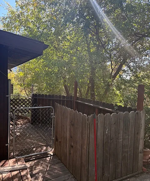 1115 N Signal St #B — Photo 1