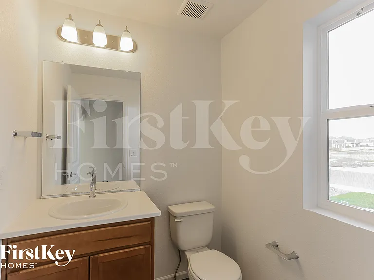 10249 Luneth Dr — Photo 7