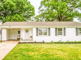 5600 Manley Rd, Memphis, TN 38120