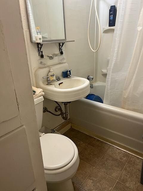 1st image of 1711 2nd St S APT 3