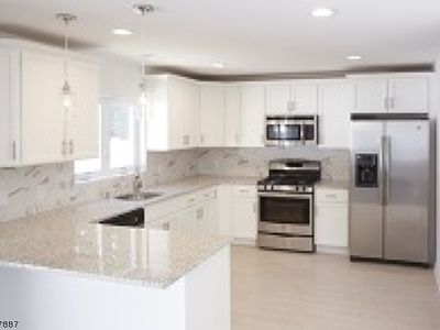 208 Sterling Pl, Roselle, NJ, 07203