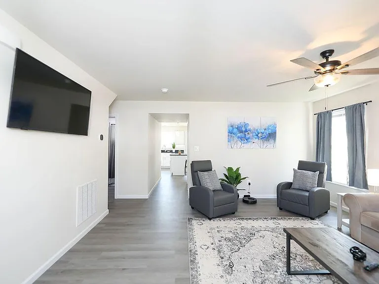 405 S Magnolia Ave — Photo 33