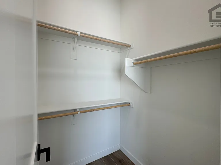 18146 W Morning Vista Ln — Photo 22
