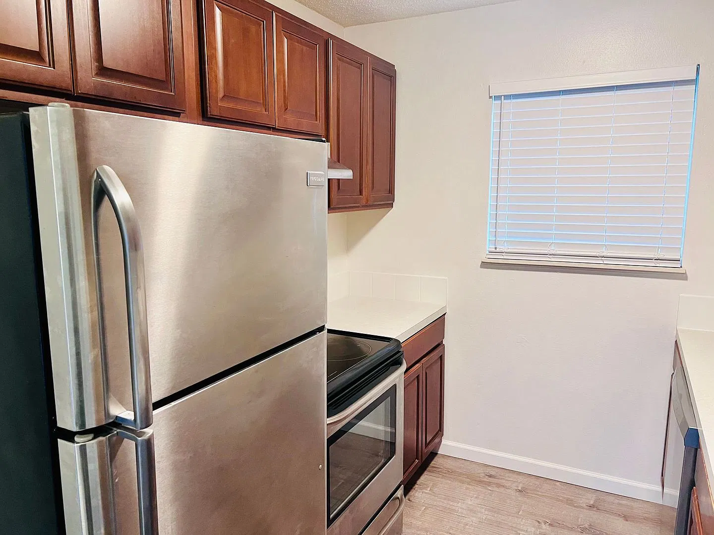 The Andora-SE Inner Cool 2 Bedroom — Photo 4