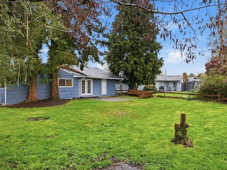 11851 SE 170th Pl #RENTON1 — Photo 10