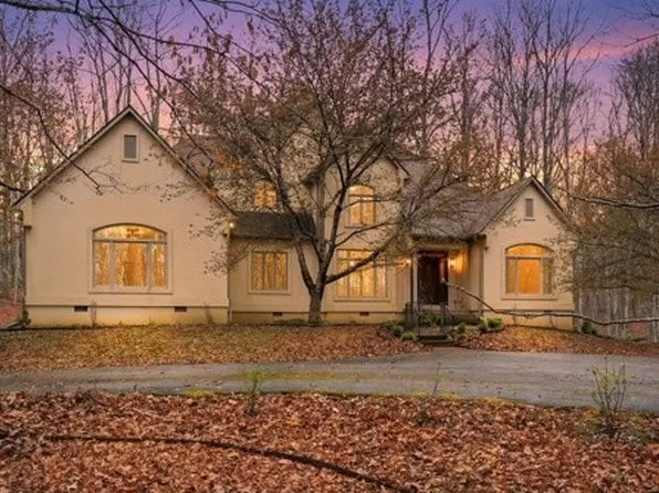 921 Poplar Pl, Monteagle, TN 37356