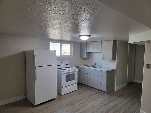 3rd image of 440 N 400 E APT C
