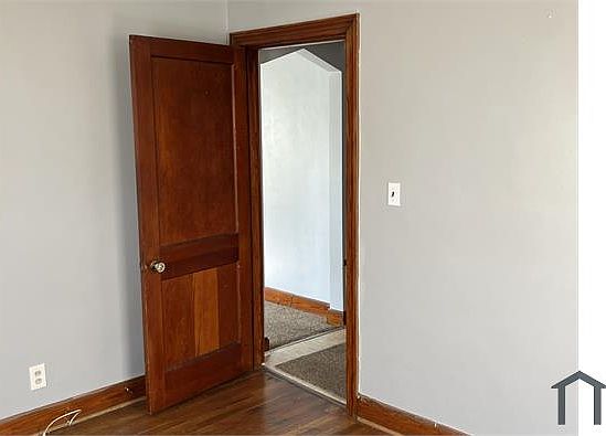 1st image of 3821 Miami Ave