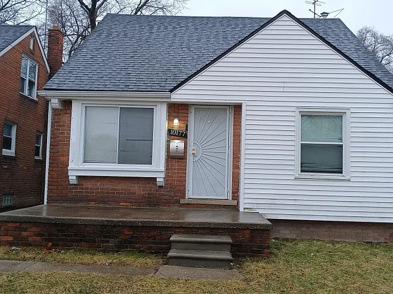 10177 Boleyn St — Photo 1