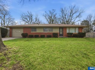 1900 Broadmoore Dr, Lincoln, NE 68506