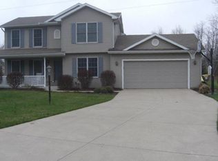 23035 Montrose Cir, Elkhart, IN 46514