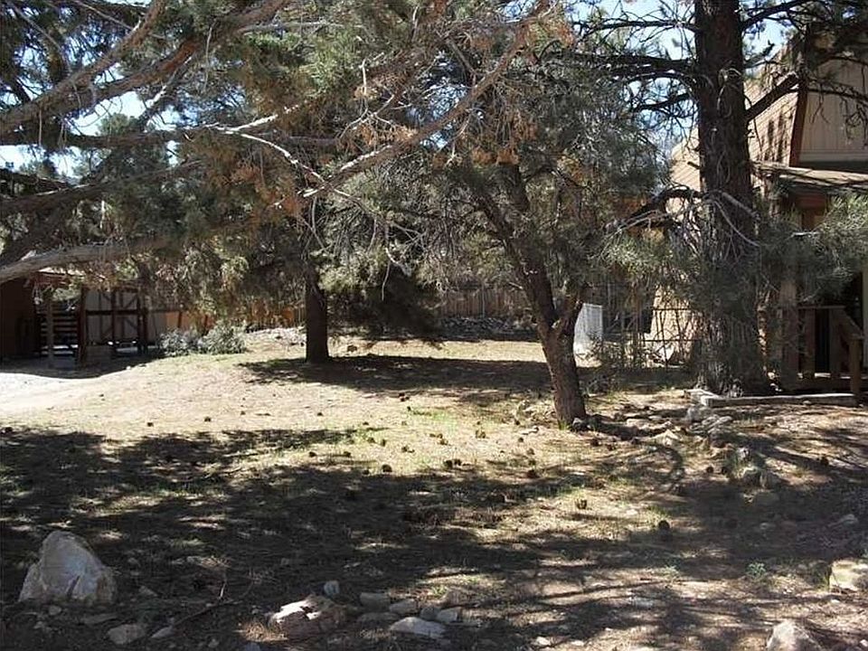 1st image of 2076 Shady Ln