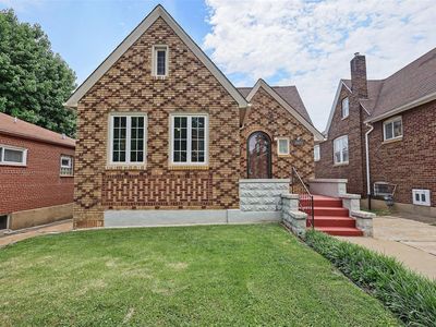 6410 W Ct, Saint Louis, MO, 63116
