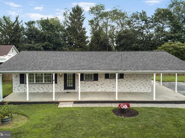 4705 Warner Dr, Manchester, MD 21102