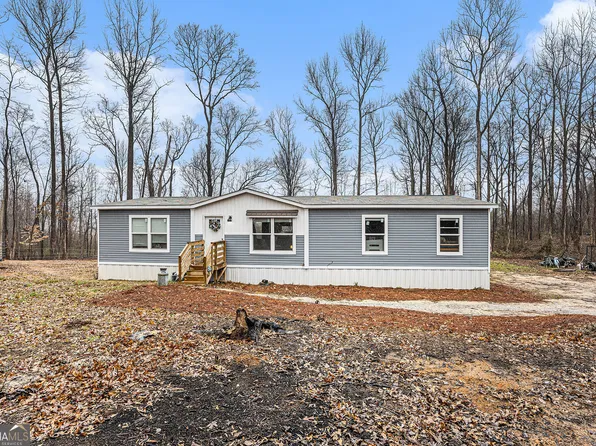 99 Phillips Dr, Royston, GA 30662