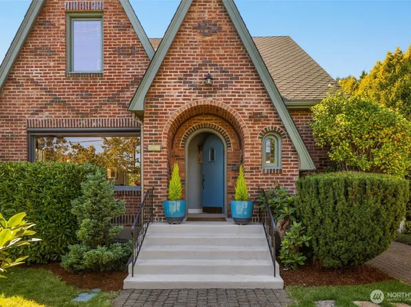 7963 Seward Park Avenue S, Seattle, WA 98118