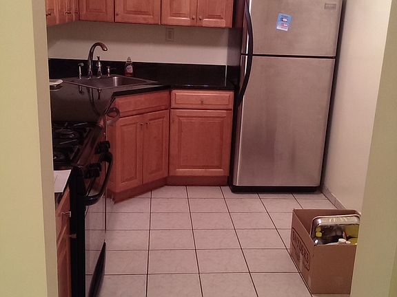 3rd image of 2 Fountain Ln APT 1A