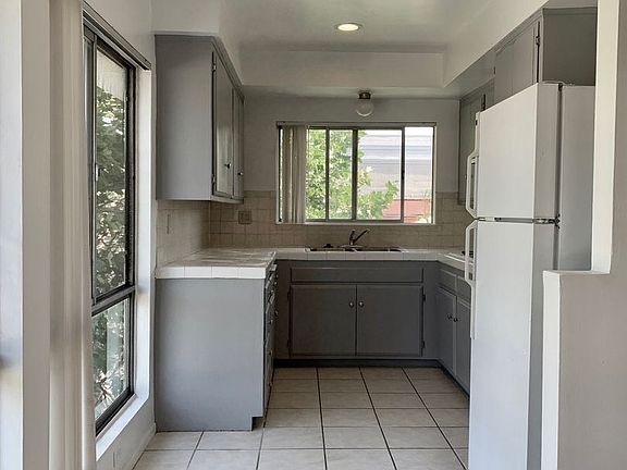 5th image of 8386 Blackburn Ave #301
