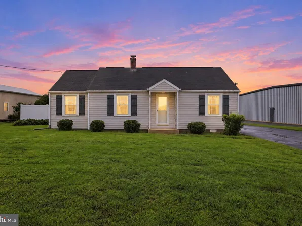 24 W Market St, Port Penn, DE 19731