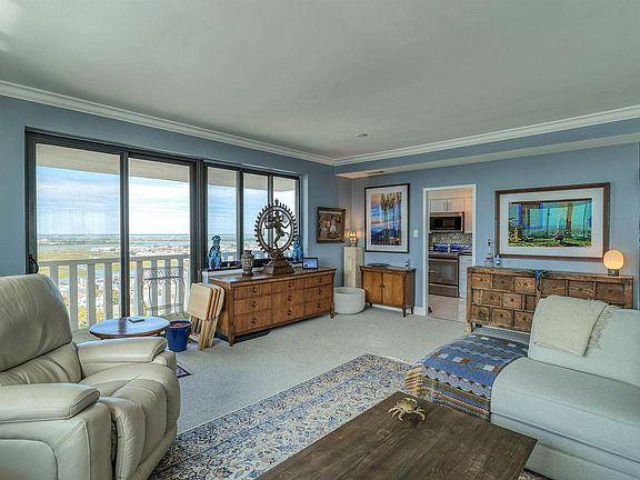 2nd image of 100 S Berkley Sq Penthouse 1N
