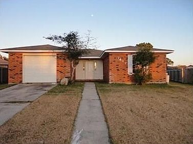 1st image of 7417 Strathmore Dr