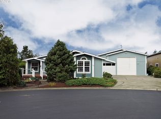 420 Sherwood Loop, Florence, OR 97439