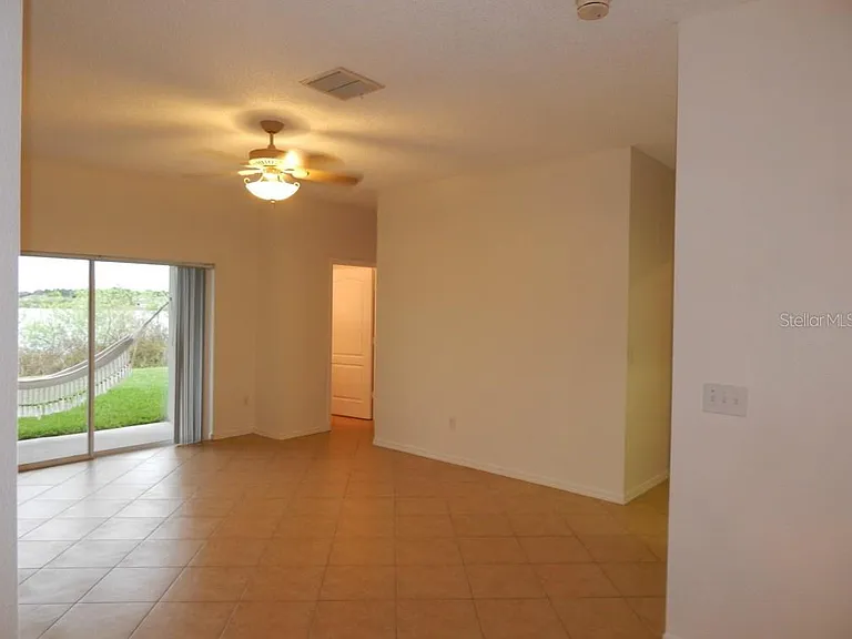 4434 Waterside Pointe Cir — Photo 7