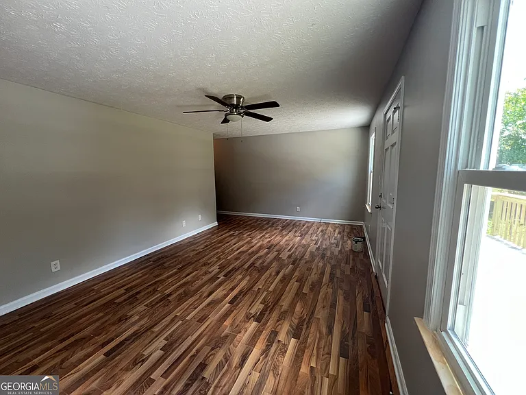 943 Grier Rd — Photo 7