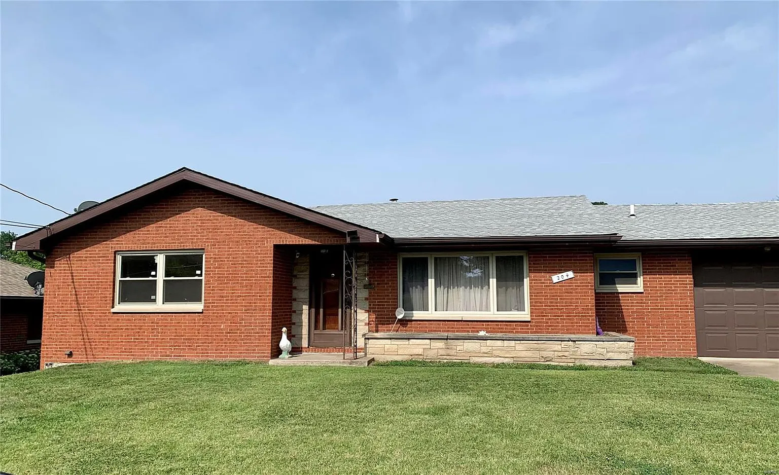 204 Alben St photo 1