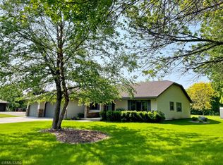 485 Cedar Cir, Annandale, MN 55302