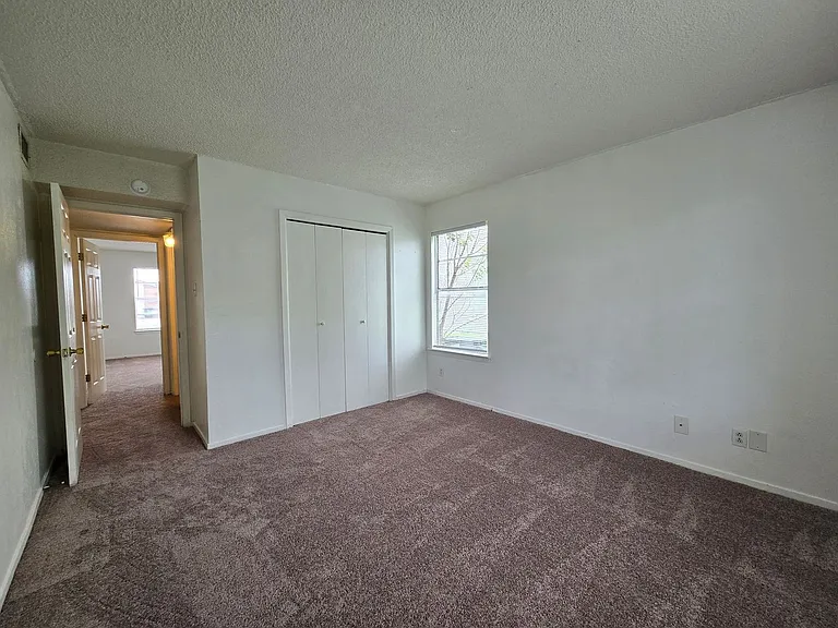 1305 Quail Cir #A — Photo 11