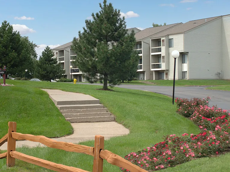 Hunters Ridge — Photo 33