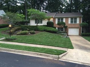 8246 Toll House Rd, Annandale, VA 22003