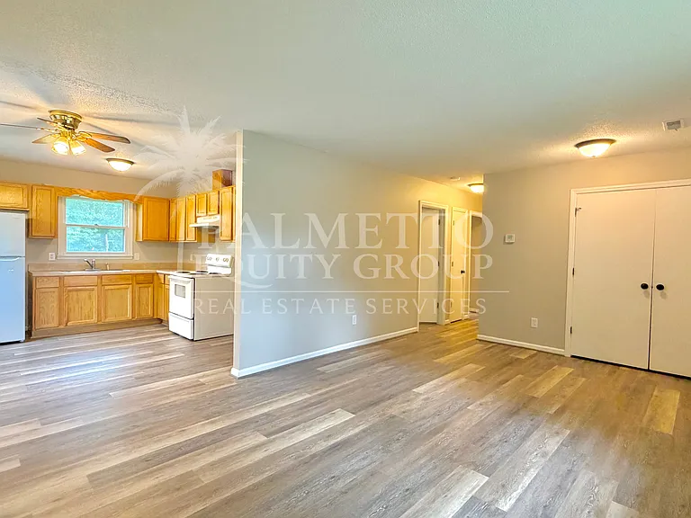 116 Boles St #A — Photo 2
