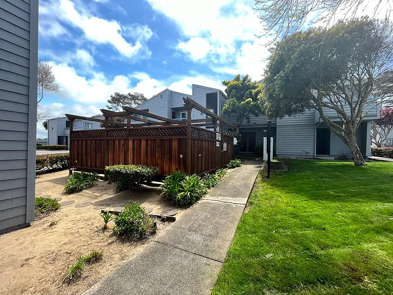 3095 Marina Dr #45 — Photo 18