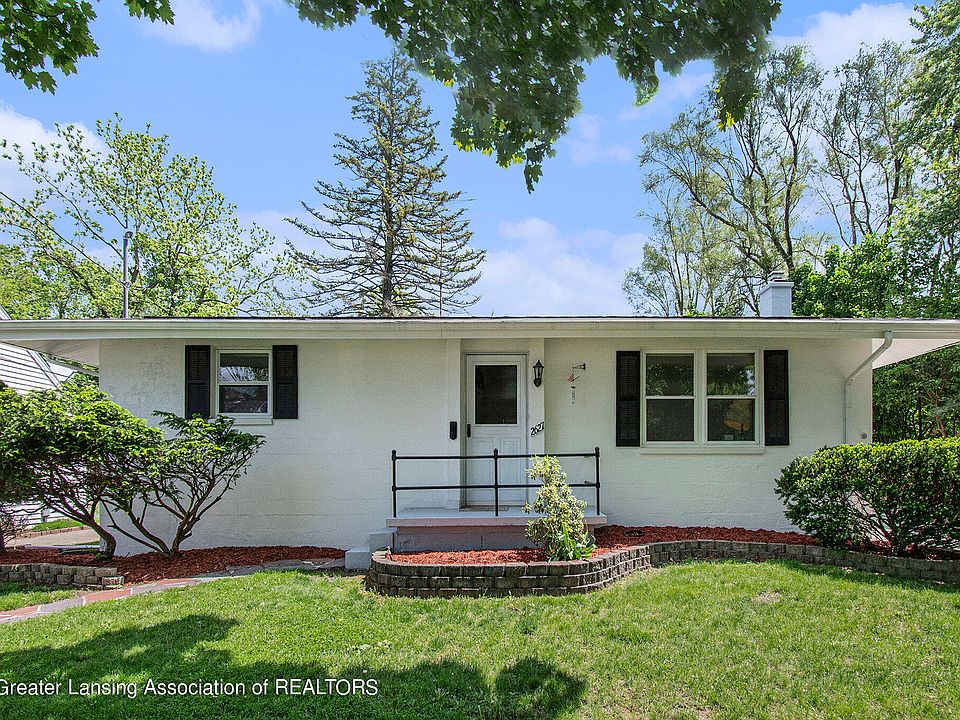 1st image of 2627 Maplewood Ave