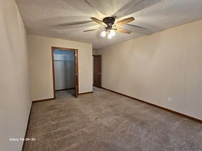 606 Krystal Ln — Photo 6
