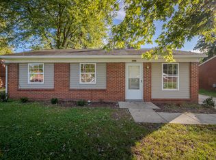 4600 Garda Dr, Louisville, KY 40219