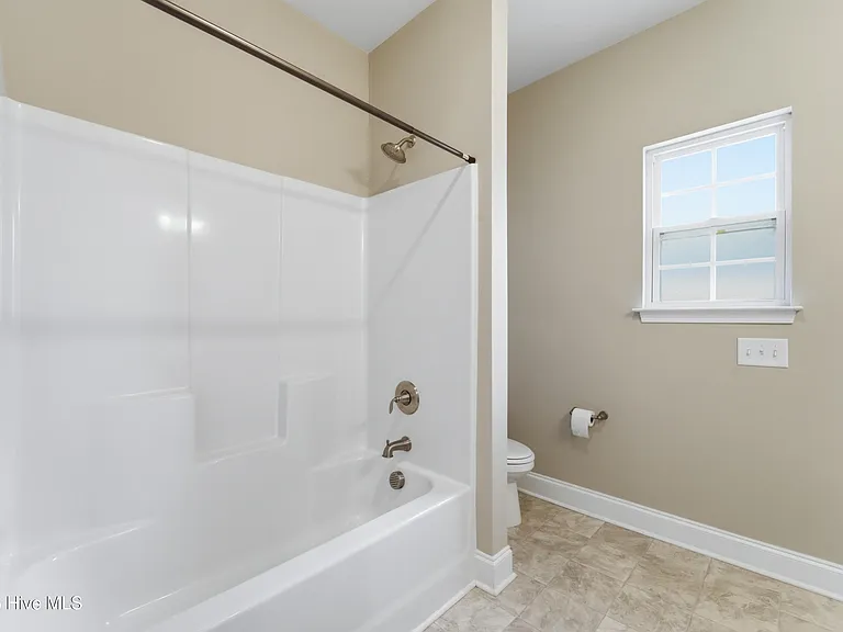 755 Greenwich Pl — Photo 39
